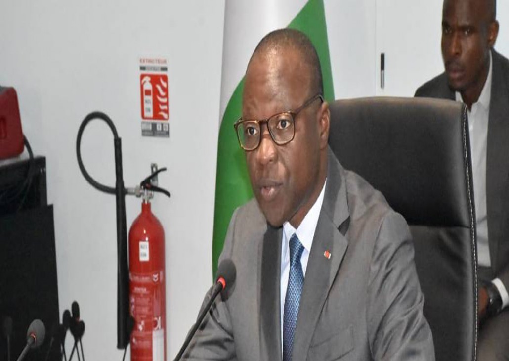 Métro d'Abidjan le Ministre Amadou Koné à Paris pour finaliser les discussions