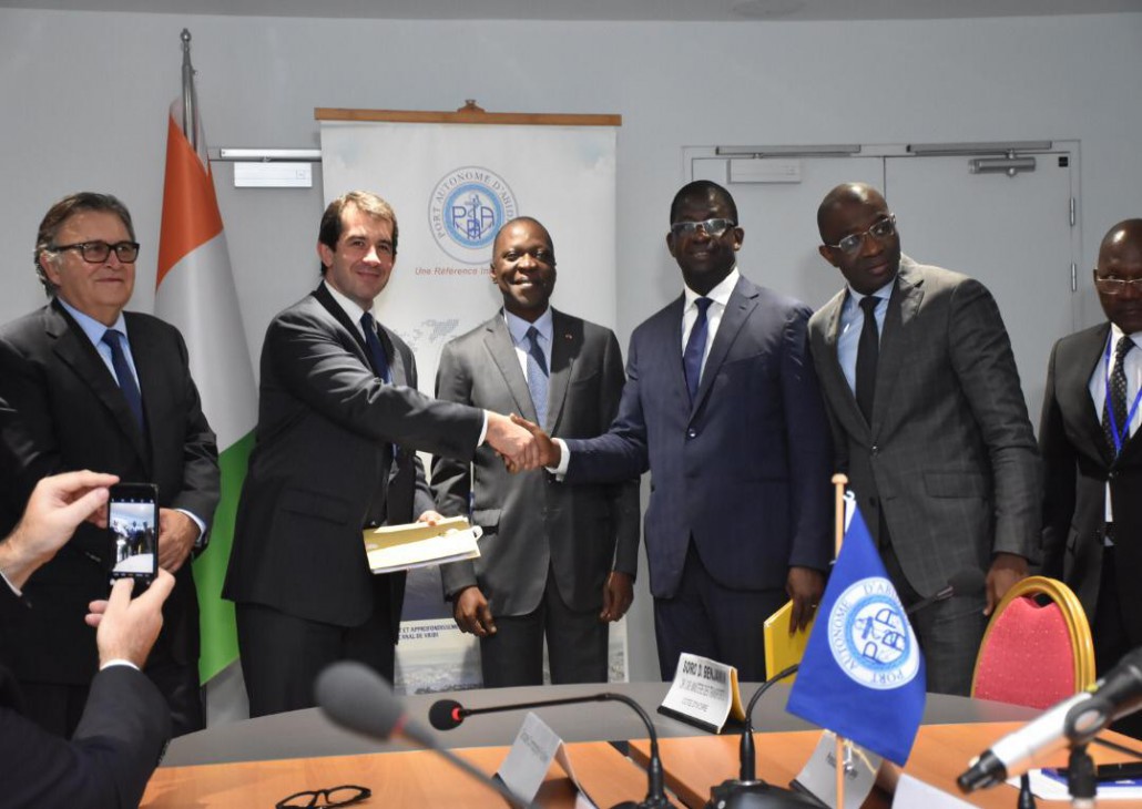 Signature de convention de concession / le Ministre Amadou Koné pour une compétitivité du Port d’Abidjan