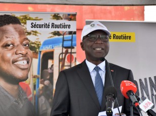 Exonération des frais de douane pour les entreprises de transports agrées en Côte d’Ivoire