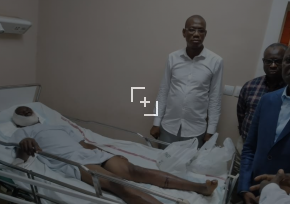 Grave accident sur l'autoroute / Le Ministre Amadou KONE aux côtés des blessés à N'Douci